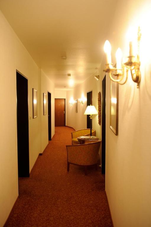 Hotel Silberhorn Erlangen Ngoại thất bức ảnh