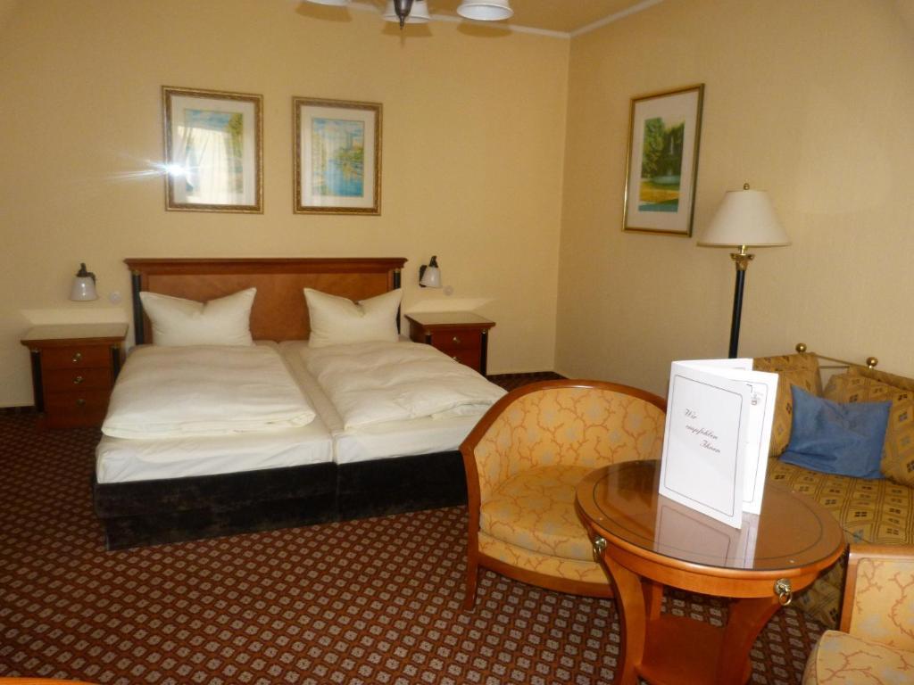 Hotel Silberhorn Erlangen Phòng bức ảnh