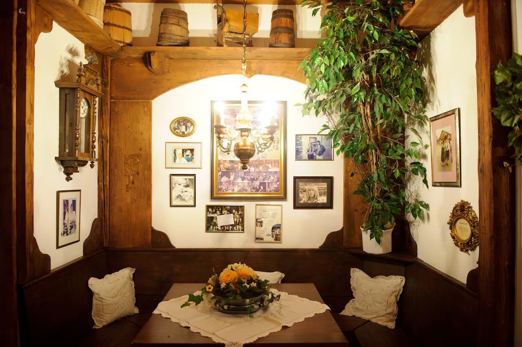 Hotel Silberhorn Erlangen Ngoại thất bức ảnh