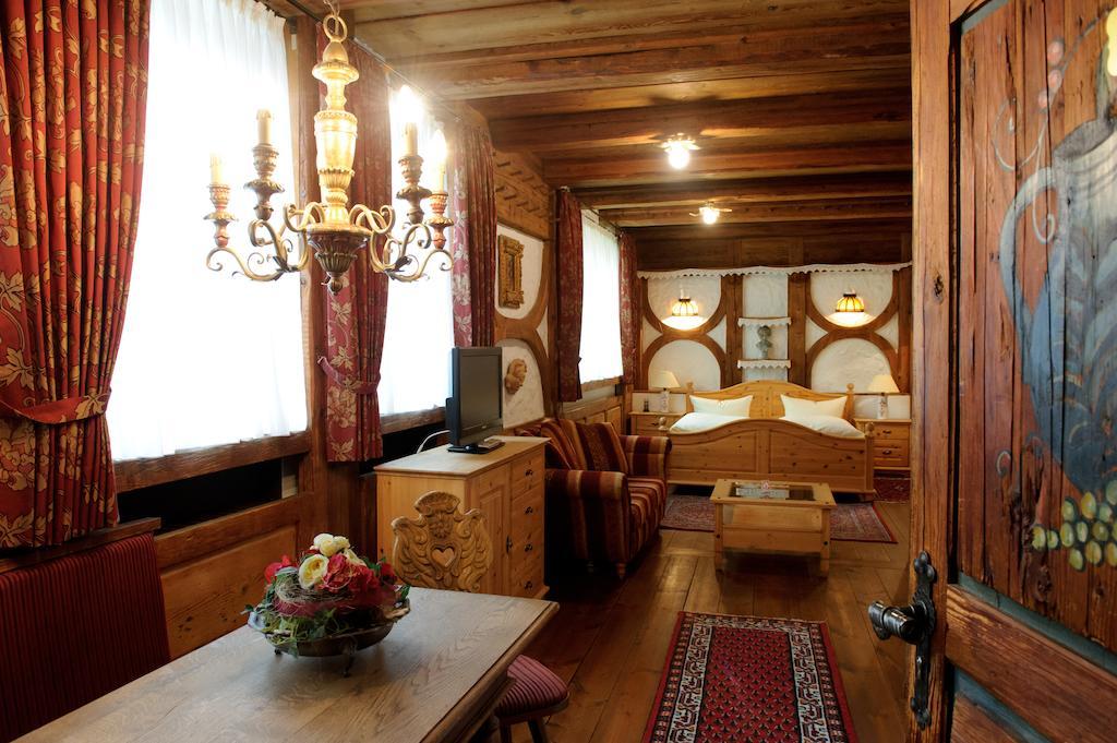 Hotel Silberhorn Erlangen Ngoại thất bức ảnh